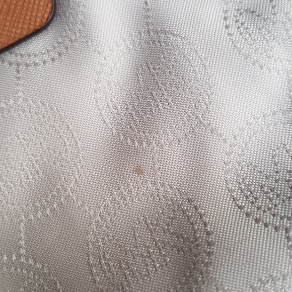 Michael Kors Green Kempton Tote Bag - Picture 11 of 15